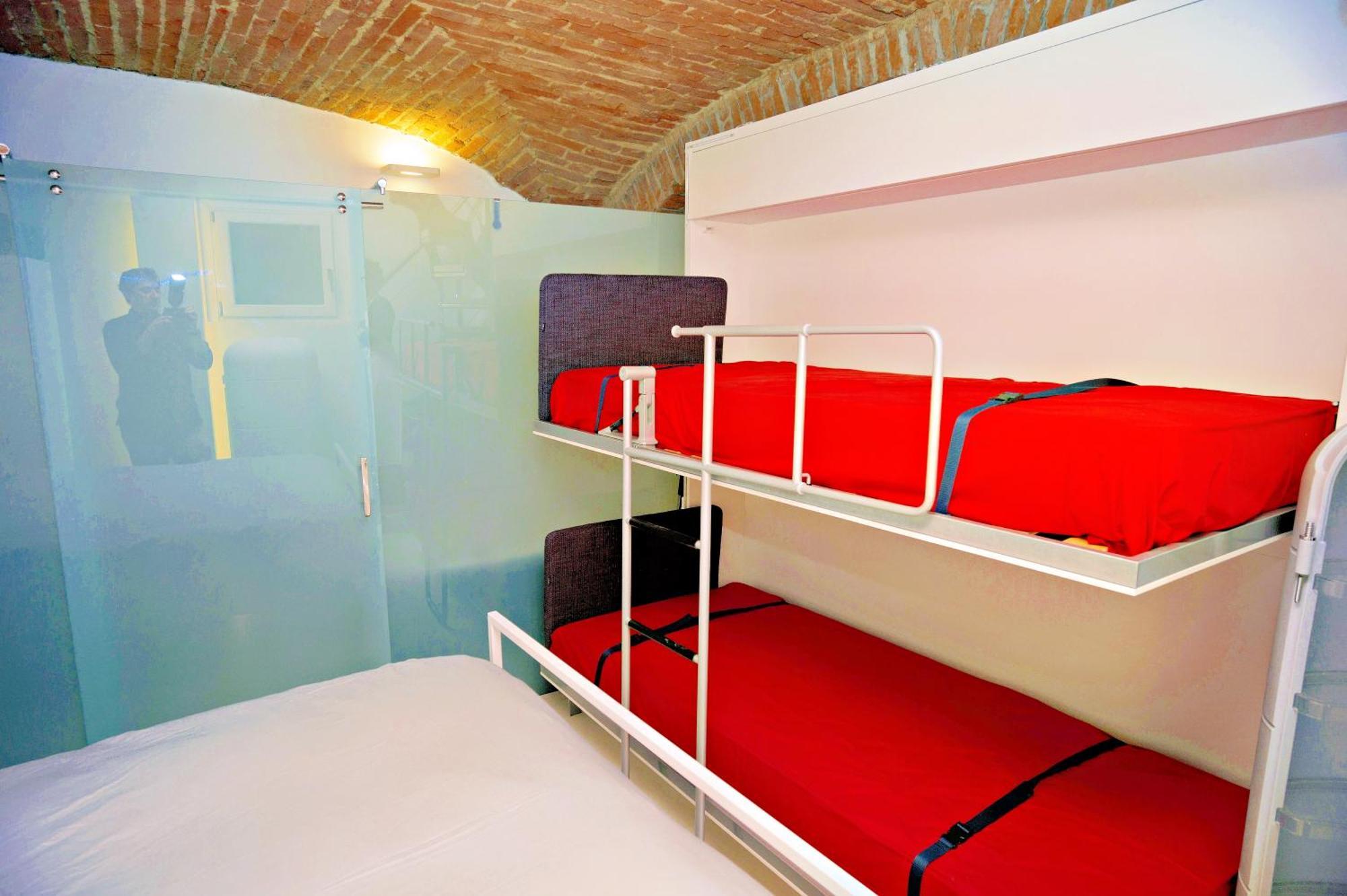 Elegant And Modern Loft In Medieval Bologna Kültér fotó