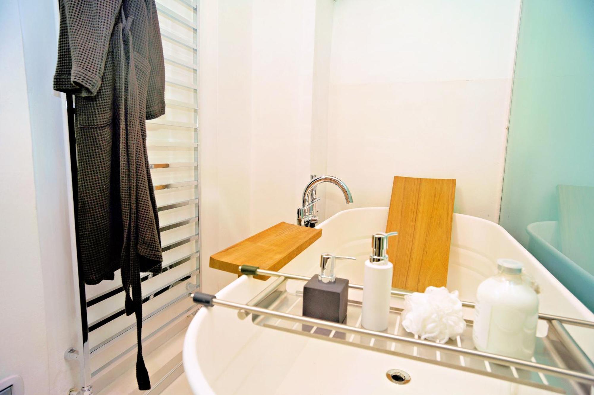 Elegant And Modern Loft In Medieval Bologna Kültér fotó